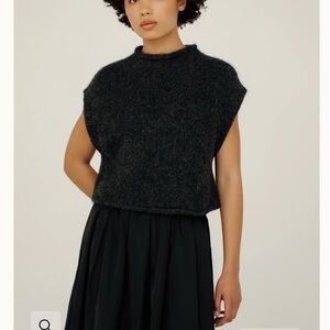 Bare Knitwear Iris Vest Sweater S/M